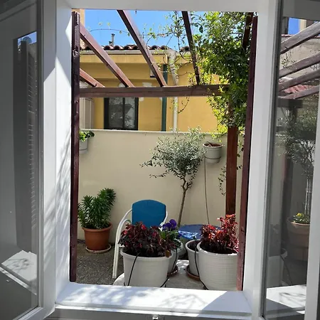 Retro House With Garden In Anopoli Feriehus *
