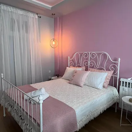 Retro House With Garden In Anopoli Салоніки